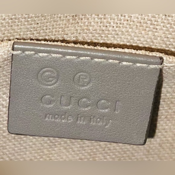 Authentic GUCCI Gray Leather Microguccissima Bree Messenger Camera Crossbody Bag - Picture 16 of 16